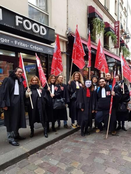 manifestation de 8.000  avocats le 15 janvier et aucune information à la télévision