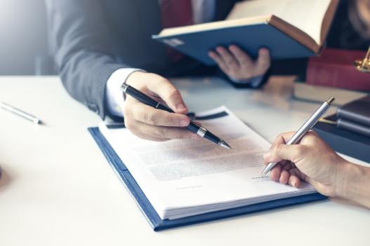 avocat droit des contrats